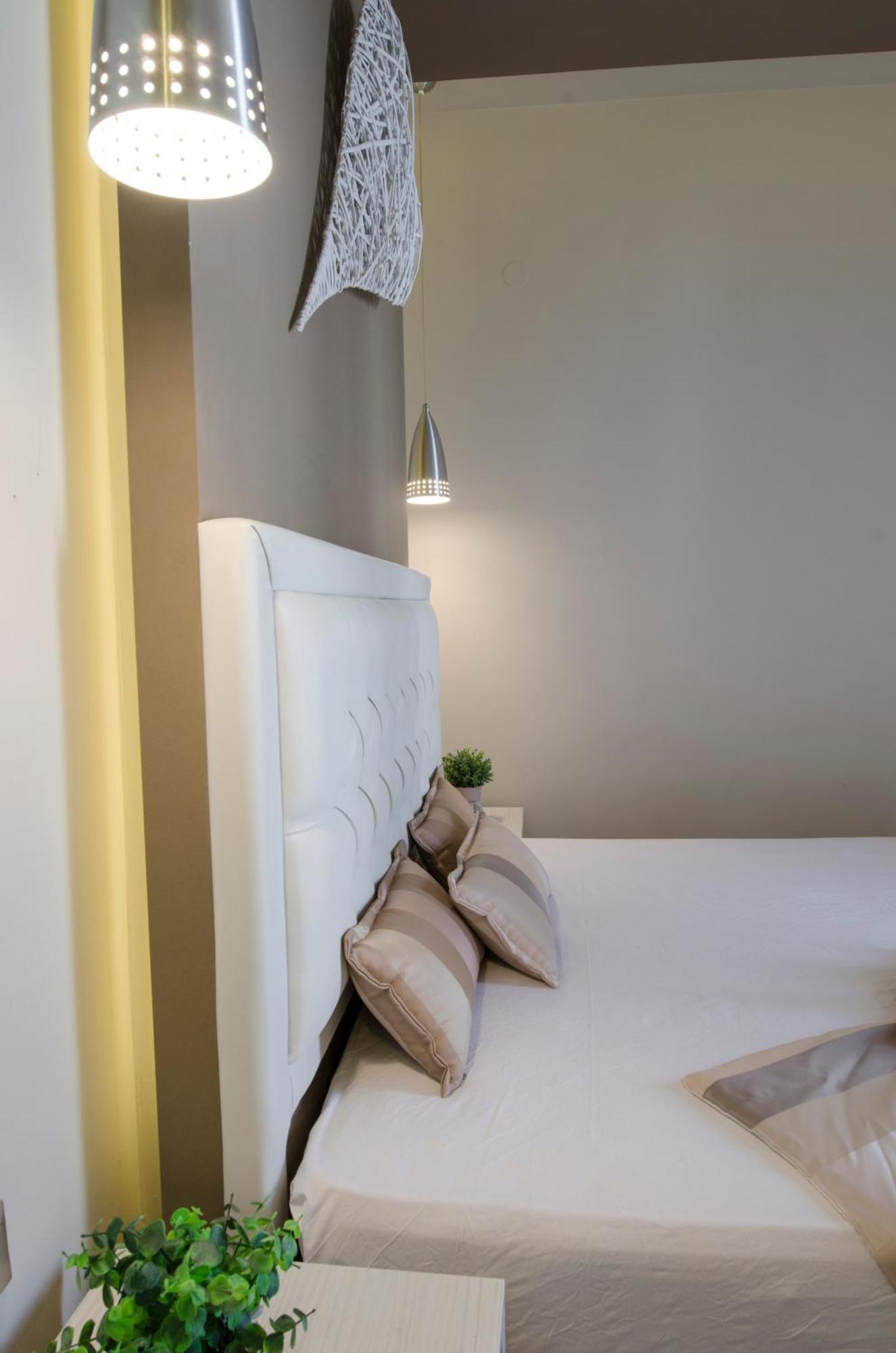 Aparthotel Pagidas Hanioti Ngoại thất bức ảnh