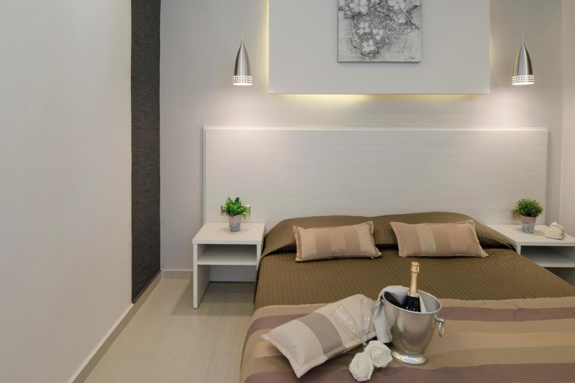 Aparthotel Pagidas Hanioti Ngoại thất bức ảnh