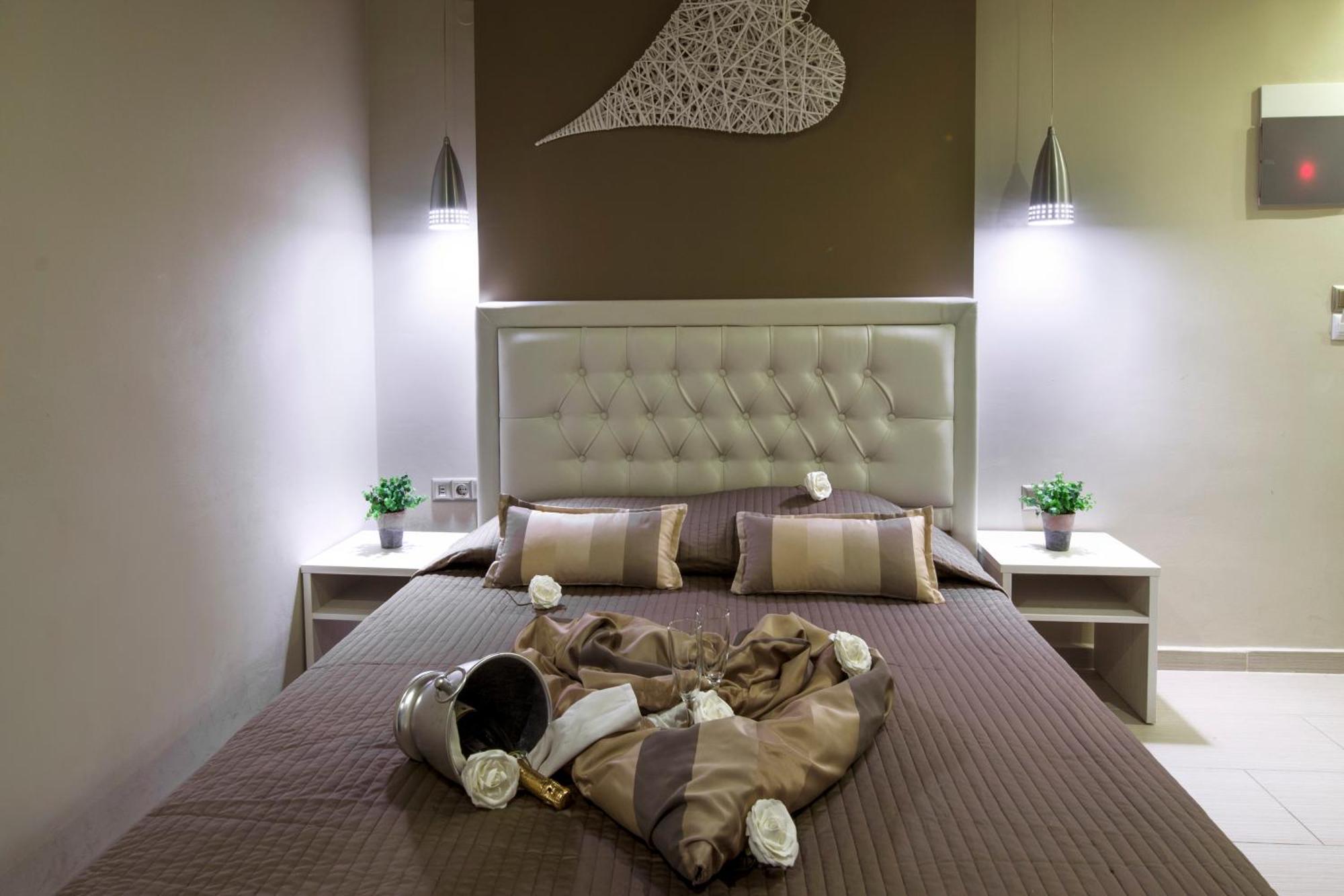 Aparthotel Pagidas Hanioti Ngoại thất bức ảnh