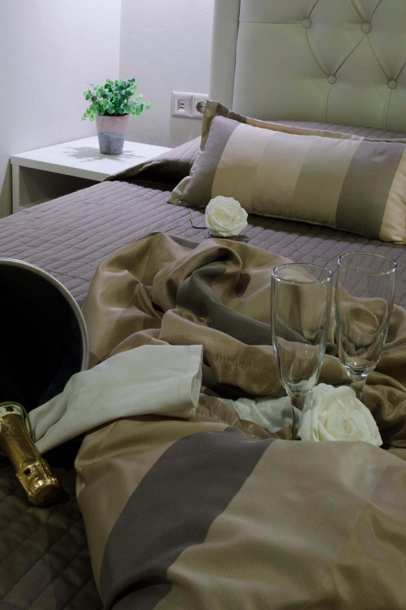 Aparthotel Pagidas Hanioti Ngoại thất bức ảnh